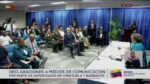 Presidenta (E) de la República Bolivariana de Venezuela Delcy Rodríguez expresó su profunda satisfacción por la agenda estratégica construida junto a Barbados, destacando que se han abordado sectores de gran envergadura para ambas naciones. 

Como primer punto, anunció el acuerdo para que Barbados produzca alimentos en tierras venezolanas, garantizando el suministro para la nación caribeña y abriendo la posibilidad de convertir a Barbados en un centro de exploración alimentaria para el Caribe y África. 

Rodríguez también invitó a la primer ministra Mia Amor Mottley y a su equipo a conocer de primera mano la experiencia de la economía comunal en Venezuela, donde las comunidades organizadas aseguran su propio abastecimiento.
@vtv_canal8