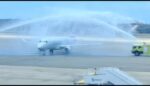 ¡Maiquetia recibe a American Airlines! 🇻🇪✨

¡Momento histórico en Maiquetía! El arco de agua recibe al vuelo inaugural de American Airlines. ¡La ruta MIA-CCS está oficialmente de vuelta! ✈️🇻🇪"

#30Abril #maiquetía #estadosunidos🇺🇸 #e175 #americanairlines
