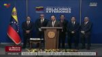 #EnVideo📹| Ministro para Relaciones Exteriores de la República Bolivariana de Venezuela, Yván Gil, denunció el derrame de hidrocarburos proveniente de Trinidad y Tobago, ocurrido a finales del pasado mes de abril, y presentó reportes de la pluma generada por el mismo.

Además, señaló que la isla trinitaria no compartió en su momento la información sobre este derrame, acción que hubiese permitido activar a tiempo las correctas medidas de mitigación y cuidado biológico.

 @vtv_canal8