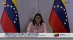 #EnVideo📹| Presidenta (E) de la República Bolivariana de Venezuela Delcy Rodríguez señaló que persisten sectores que intentan hacer daño al país a través de la falsedad y la mentira. 

Destacó que los medios de comunicación, nacionales e internacionales, deberían asumir la verdad y dejar de difundir manipulaciones.

Explicó el proceso transparente de recepción de donaciones, destacando aportes de los Emiratos Árabes Unidos, Brasil y recientemente de los Estados Unidos.

Precisó que los insumos fueron enviados al Instituto de Higiene para su verificación y garantizar su uso seguro por el pueblo venezolano. 

Informó además que ya se ha distribuido el 47% de estos medicamentos, reafirmando el compromiso de proteger la salud y el bienestar de la población.
@vtv_canal8