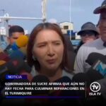 La Gobernadora del estado Sucre, Jhoanna Carrillo, informó que aunque el equipo técnico que está laborando en el Embalse Turimiquire ha estado trabajando «sin descanso», aún no hay una fecha exacta que puntualice cuándo culminarán las reparaciones de la falla originada en el túnel Guamacán, la cual mantiene sin agua por tuberías a los municipios Sucre, Bolívar y Cruz Salmerón Acosta desde hace más de tres meses.

La mandataria reconoció que esta crisis hídrica ha perjudicado y deteriorado la calidad de vida de la ciudadanía. Sin embargo, aclaró que han tenido que ser muy cuidadosos al momento de ofrecer información al público para «no generar expectativas» y permitir que las gestiones se hagan adecuadamente.

Destacó que a diario más de 200 hombres están en el lugar ocupándose de solventar el problema.

Asimismo, enfatizó que luego de hablar hace algunos días con el Vicepresidente Sectorial de Obras Públicas y Servicios, Juan José Ramírez, se pudo conocer que estaban trabajando en el entamizado y otras tareas enfocadas en fortalecer la estructura metálica.

«Hemos estado muy pendientes de que no sea un pañito de agua tibia lo que se haga […] Los sucrenses nos merecemos que realmente se haga un trabajo de calidad para que en el futuro no tengamos una situación más […] Yo creo que más temprano que tarde vamos a tener buenas noticias para toda la población», añadió Carrillo.

Agregó que en las tres localidades afectadas están activas alrededor de 72 cisternas para garantizar el suministro del recurso hídrico a los habitantes de diversas comunidades.