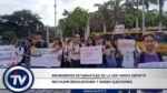 Una coalición de seis movimientos estudiantiles de la Universidad de Oriente, Núcleo Nueva Esparta (Udone), se pronunció este lunes en rechazo a la resolución emitida por el Consejo Universitario el pasado 12 de junio que frena los trabajos de recuperación del campus.

 La dirigencia universitaria, representada por Julieth Patiño @firmeudone calificó de "arbitraria" la medida y denunció que las autoridades decanales procedieron penalmente ante la Fiscalía contra el ciudadano @rickymargarita quien ejecutaba labores de infraestructura para frenar el colapso de la casa de estudios.

Los universitarios argumentan que las decisiones emanadas desde las altas dependencias de la UDO carecen de legitimidad real y consenso, ya que los alumnos no cuentan con vocería ni representación en el Consejo Universitario ni en el Consejo de Núcleo. 

Patiño denunció que la comunidad estudiantil se encuentra bajo un "veto" institucional debido a que la universidad no celebra elecciones internas desde el año 2007, imposibilitando la renovación periódica de autoridades que, por reglamento, debió efectuarse cada cuatro años.

A pesar de la resolución restrictiva y la acción de la Fiscalía, los movimientos estudiantiles confirmaron que los trabajos de refacción en la Udone no se han detenido y continúan ejecutándose. Asimismo, el bloque unificado procedió a consignar un oficio formal respaldado por la recolección de firmas de los alumnos, con el propósito de exigir a la directiva la reactivación inmediata de los procesos electorales para devolver la gobernabilidad democrática y la transparencia a la institución.

@firmeudone
@udo.ne
@100udistasne
@moviudo
@vivalaudone
#15jun